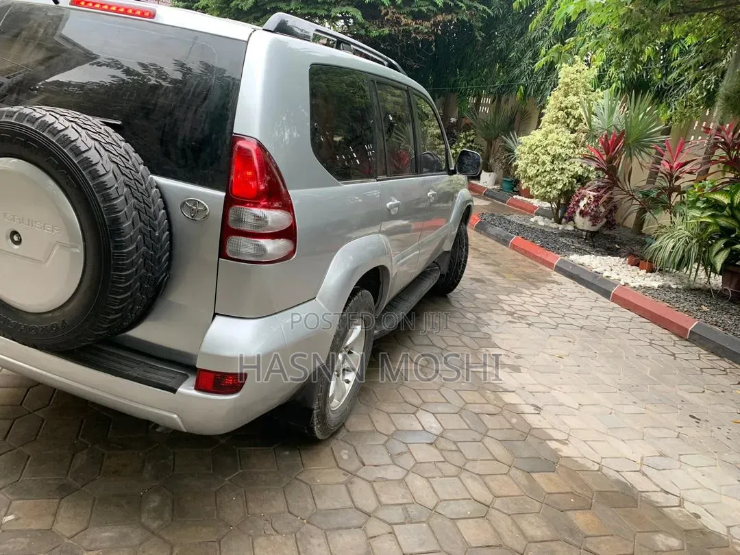Toyota Land Cruiser Prado 2003 Silver