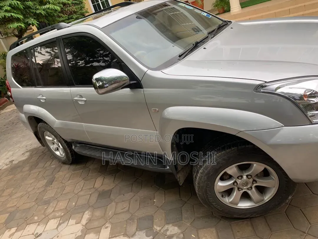 Toyota Land Cruiser Prado 2003 Silver