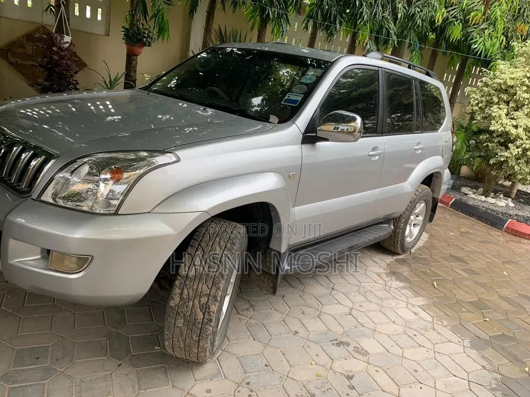 Toyota Land Cruiser Prado 2003 Silver