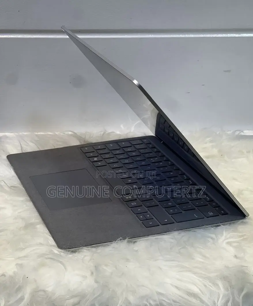 Laptop Microsoft Surface Laptop 2 8GB Intel Core i5 SSD 256GB
