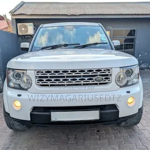 Land Rover Discovery 2013 Gold