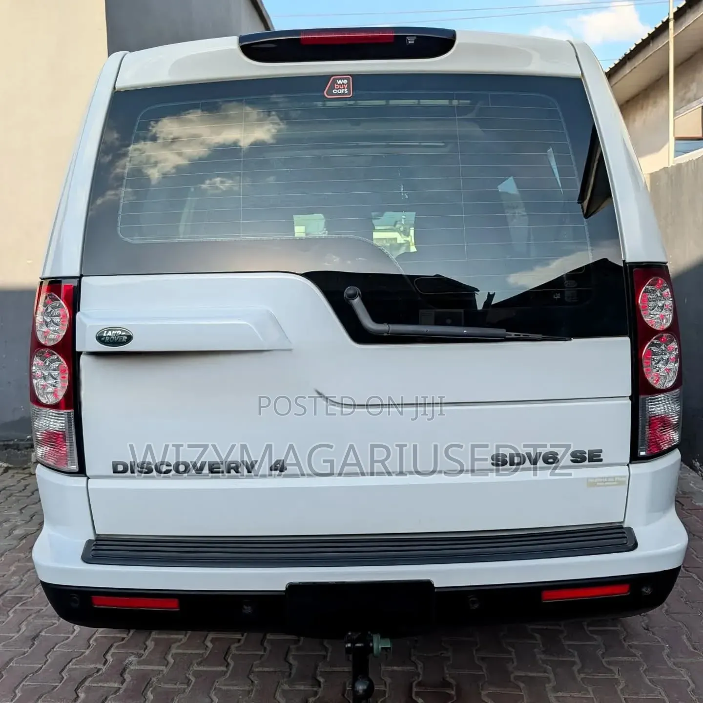 Land Rover Discovery 2013 Gold