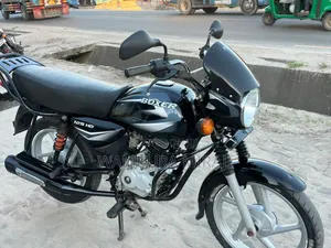 Bajaj Boxer X125 2025 Black