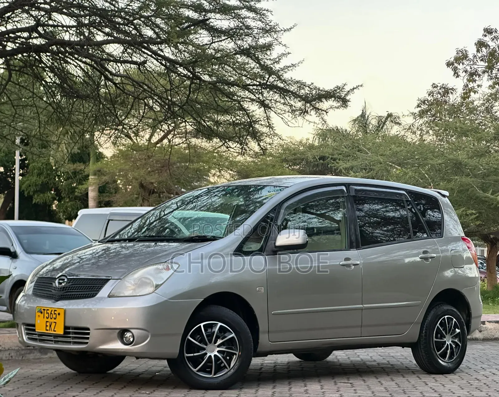 Toyota Corolla Spacio 2002 Gold