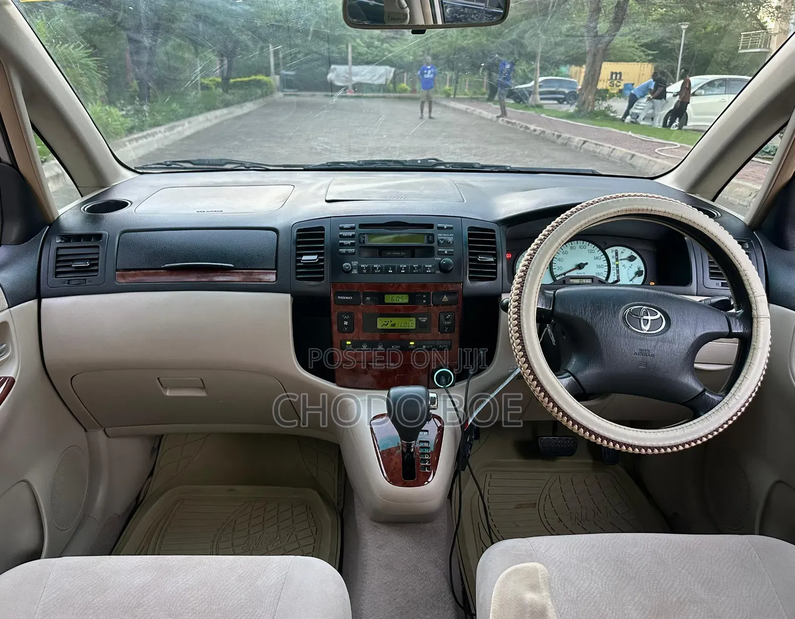 Toyota Corolla Spacio 2002 Gold