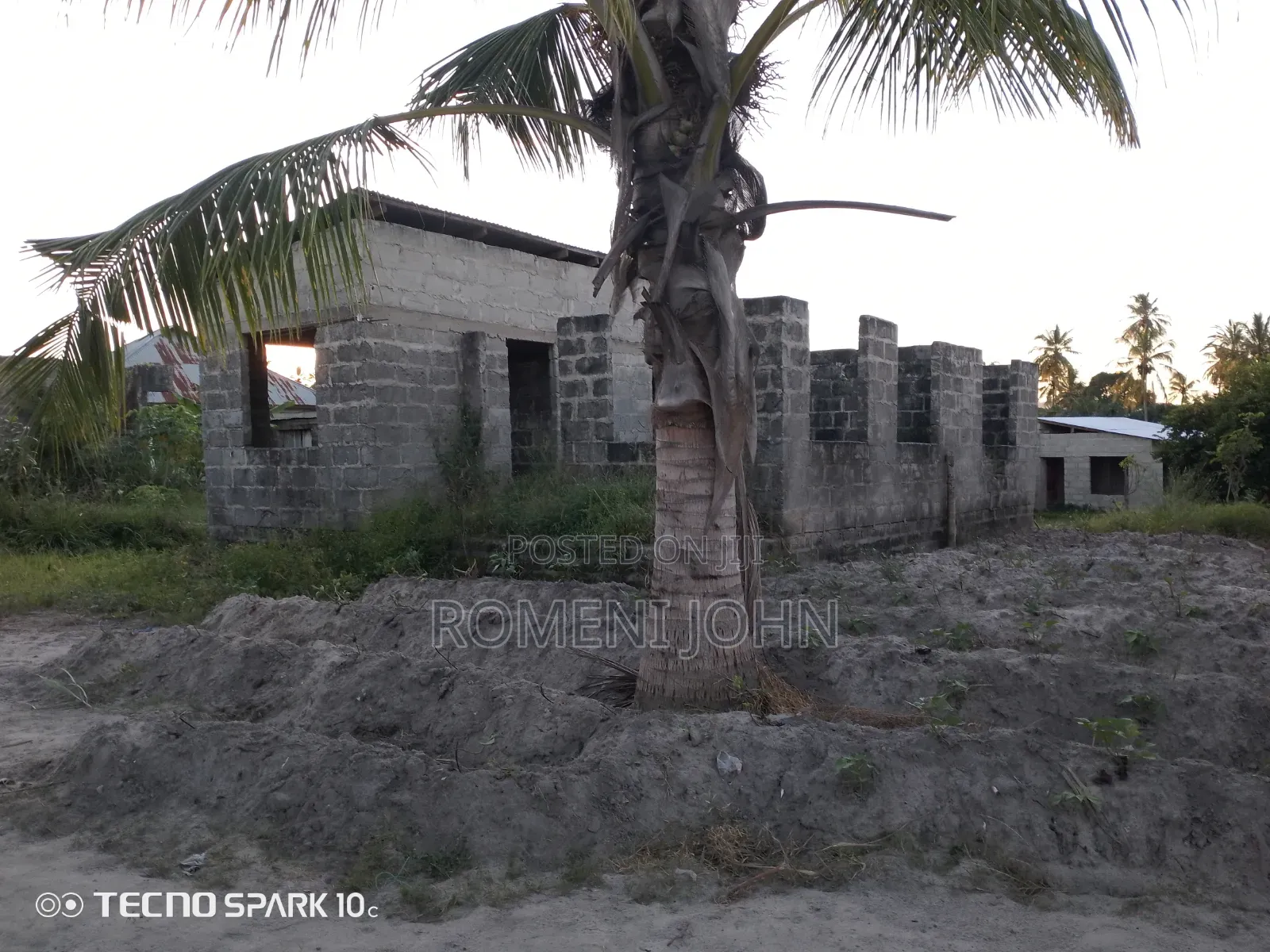4bdrm House In Tanzania Daresalaam, Ukonga For Sale