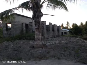 4bdrm House In Tanzania Daresalaam, Ukonga For Sale