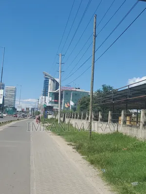 4bdrm Bungalow in Ada Estate for rent