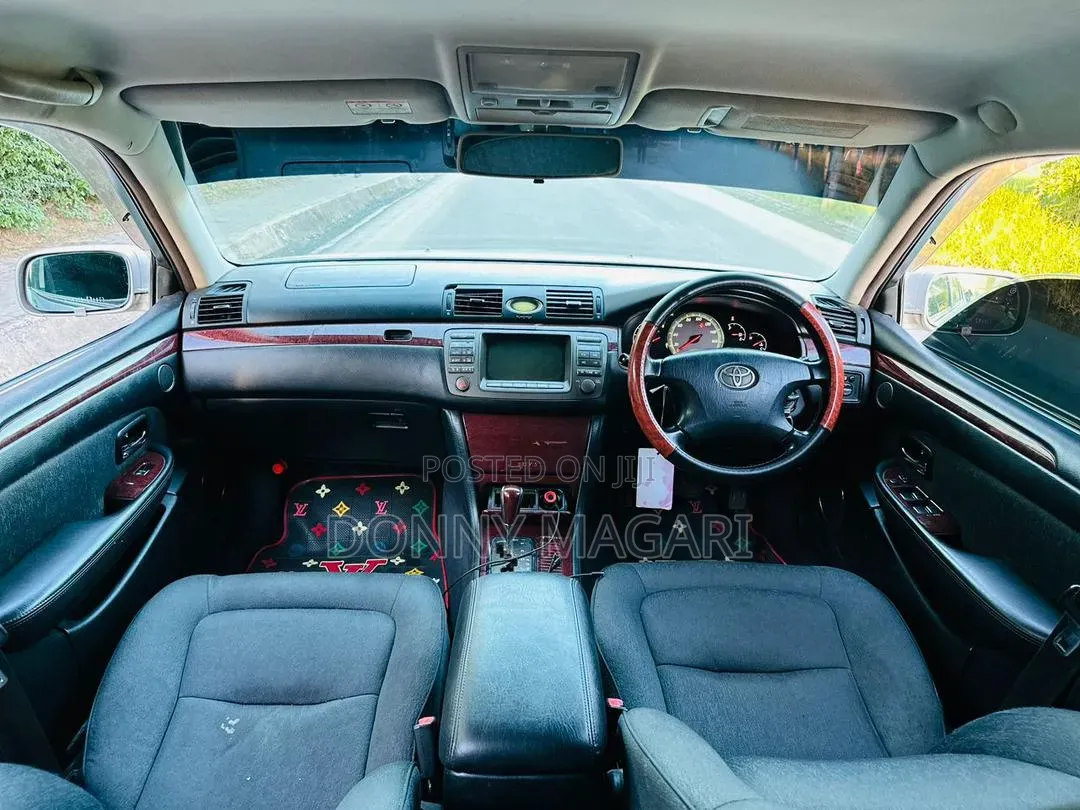 Toyota Brevis 2004 Silver