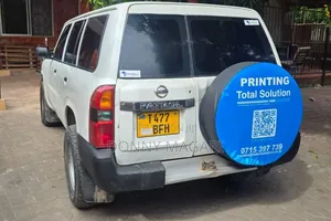 Nissan Patrol 2006 White