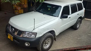 Nissan Patrol 2006 White
