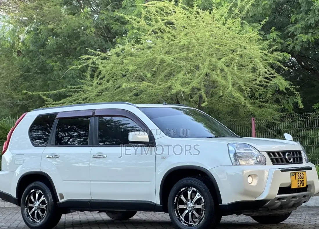 Nissan X-Trail 2009 White