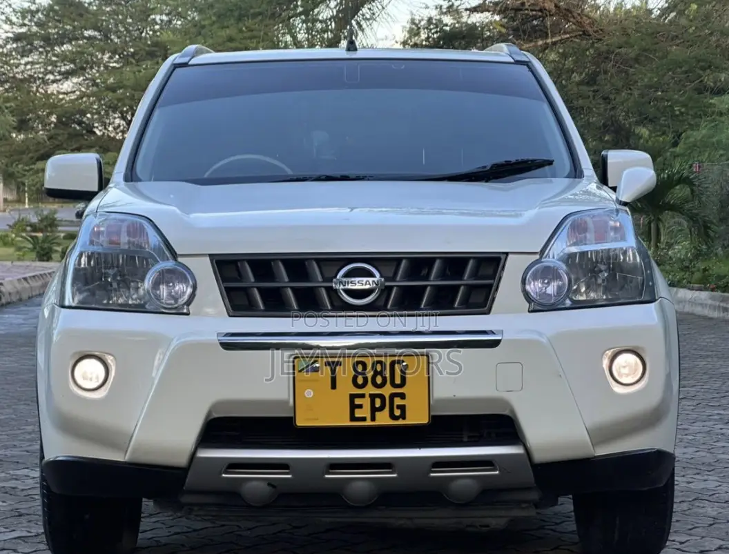 Nissan X-Trail 2009 White