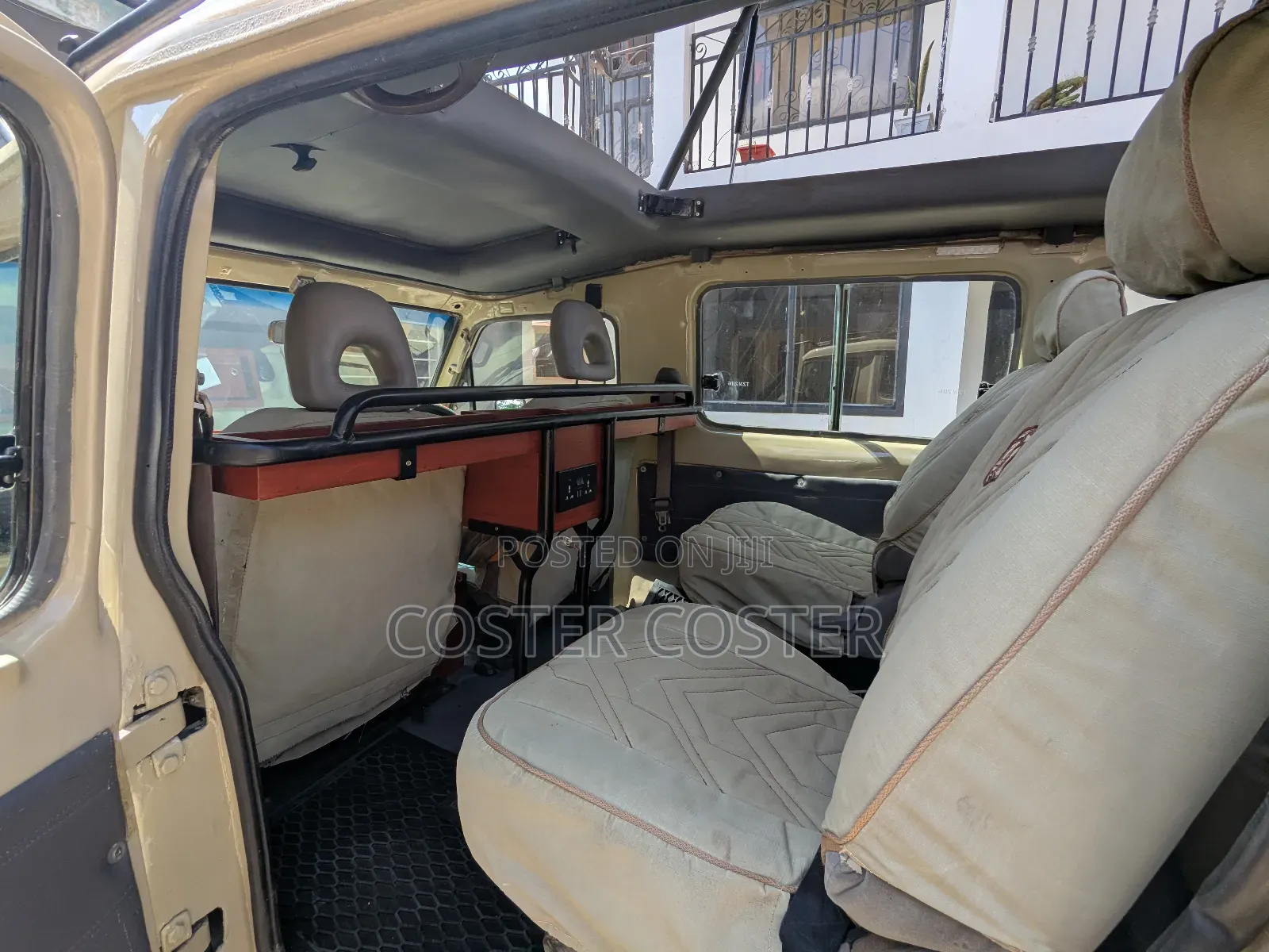 Toyota Land Cruiser HDJ 100 4.2 D 1998 Beige