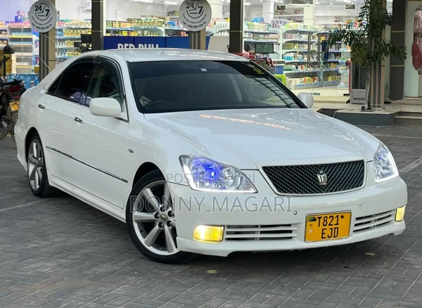 Toyota Crown 2003 White