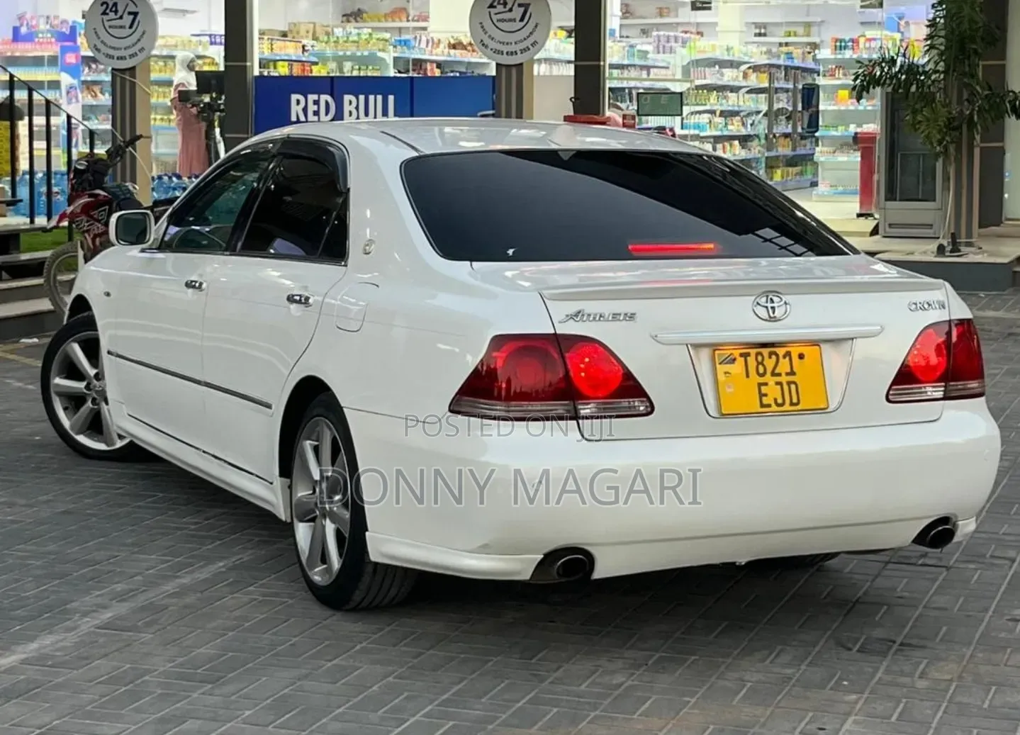 Toyota Crown 2003 White