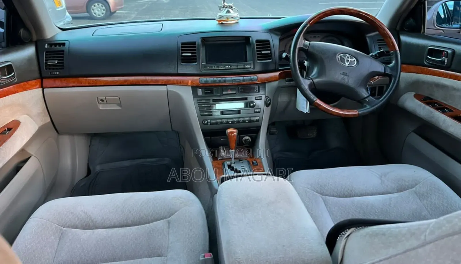 Toyota Mark II 2004 Silver