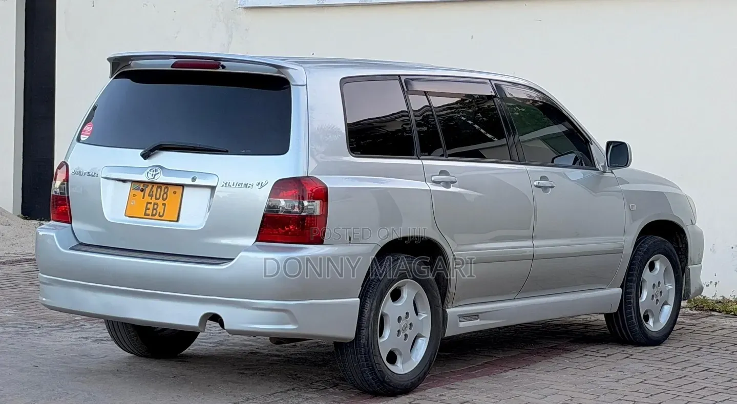 Toyota Kluger 2006 Silver