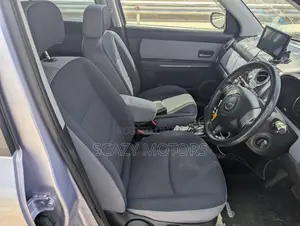 Mazda Verisa 2009 Silver