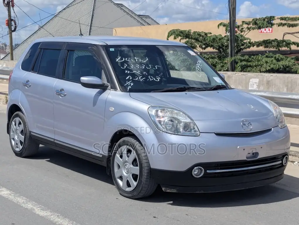 Mazda Verisa 2009 Silver