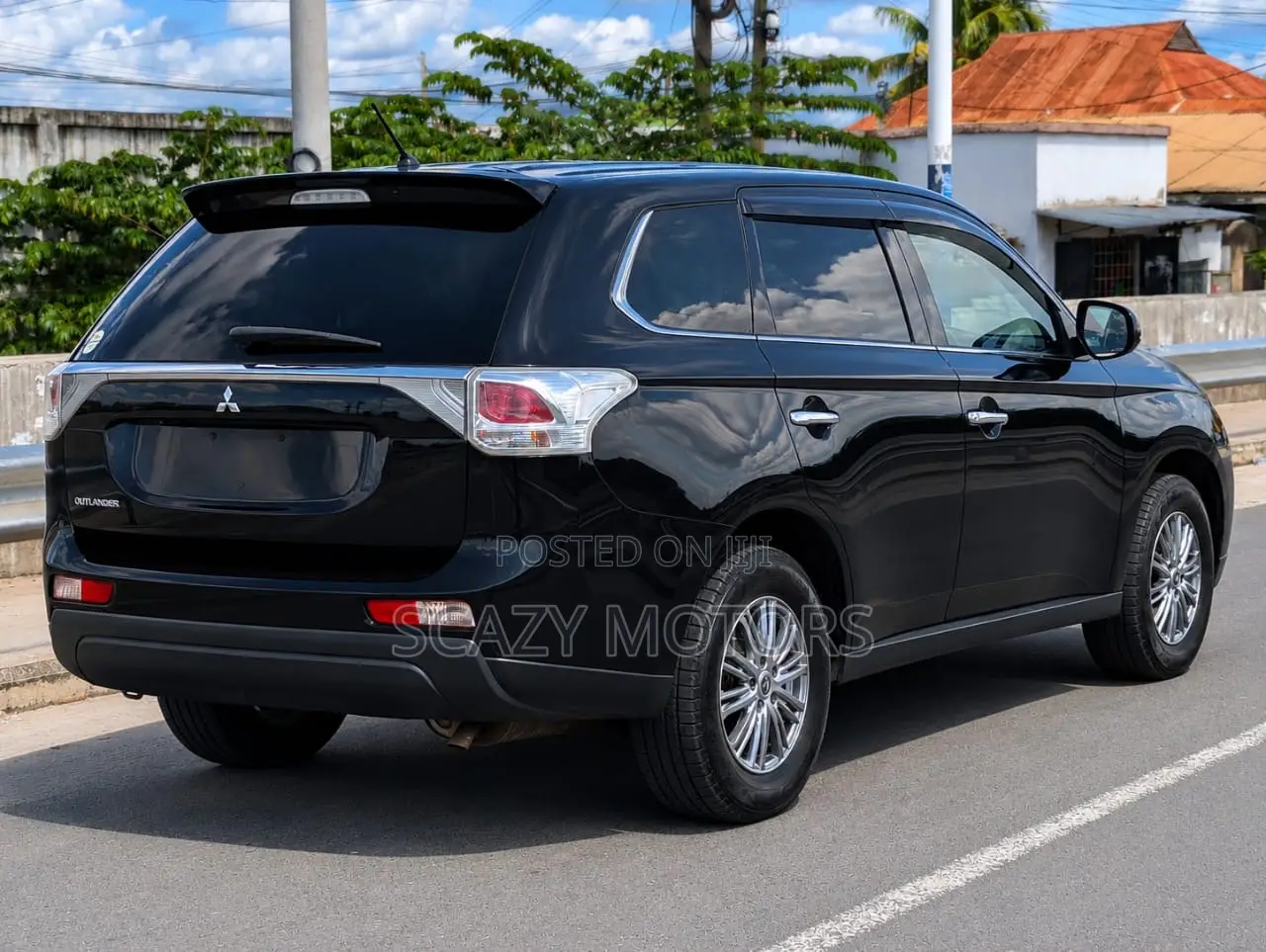 Mitsubishi Outlander 2012 Black