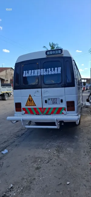Nissan Civilian 2000 White