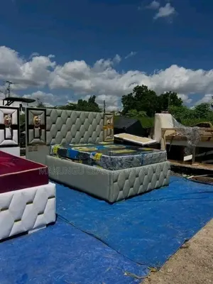 Bedsofa Za Kisasa Zenye Taa Na Sticker Za Gold Ni 5/6
