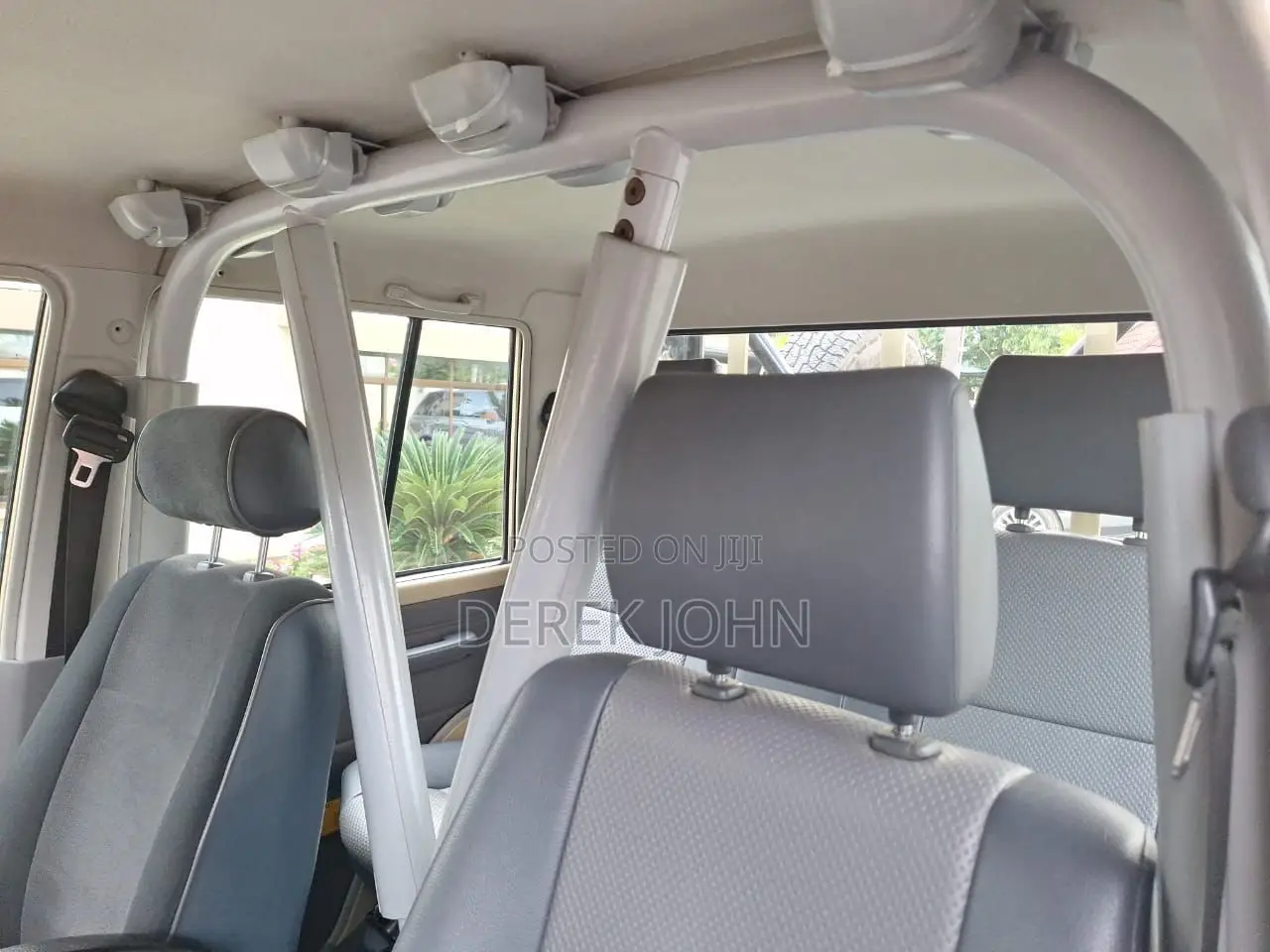 Toyota Land Cruiser 79 Series 2017 Beige