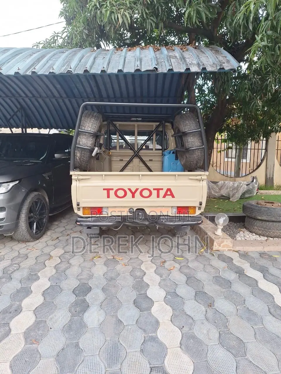 Toyota Land Cruiser 79 Series 2017 Beige