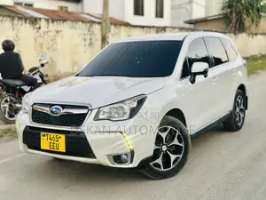Subaru Forester 2014 White