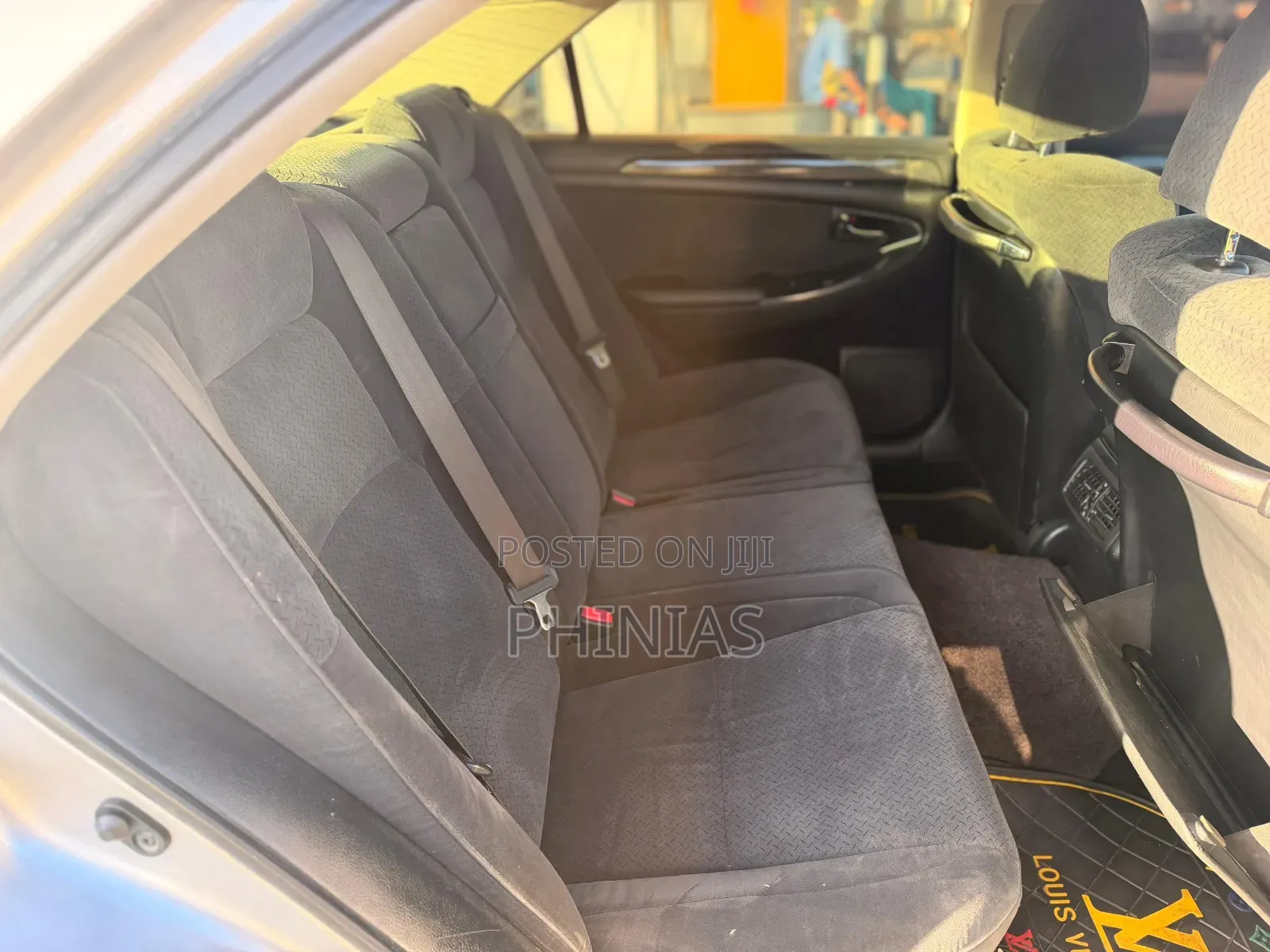 Toyota Crown 2006 Silver