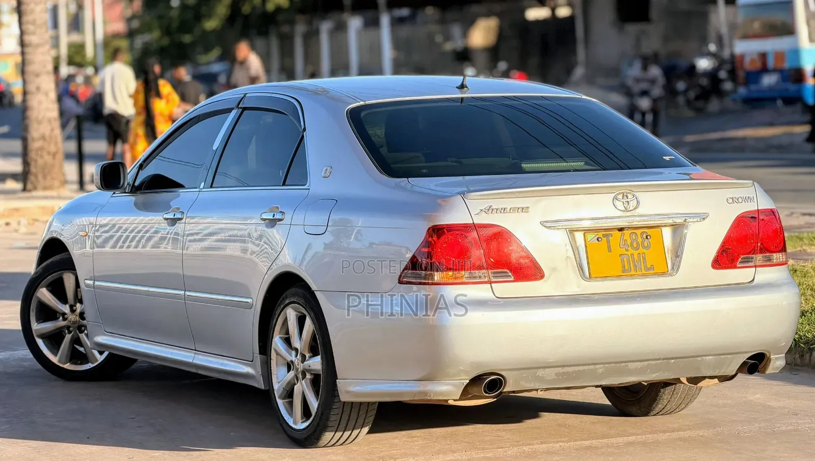 Toyota Crown 2006 Silver