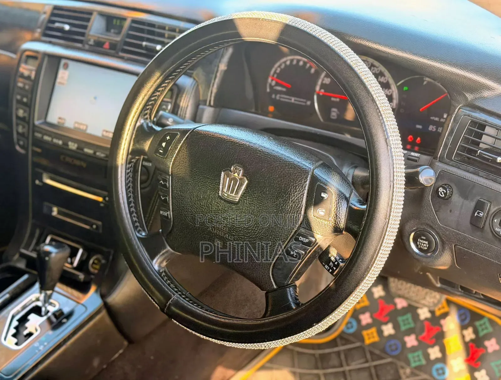 Toyota Crown 2006 Silver