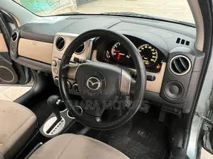 Mazda Verisa 2009 Blue