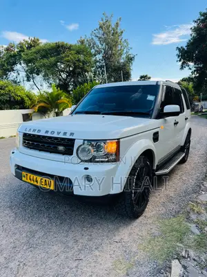 Land Rover Discovery 2014 White