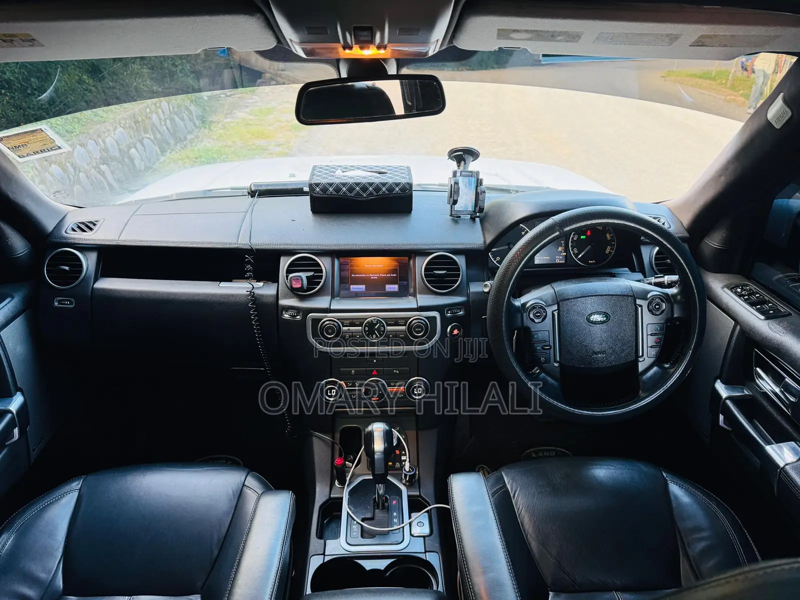 Land Rover Discovery 2014 White