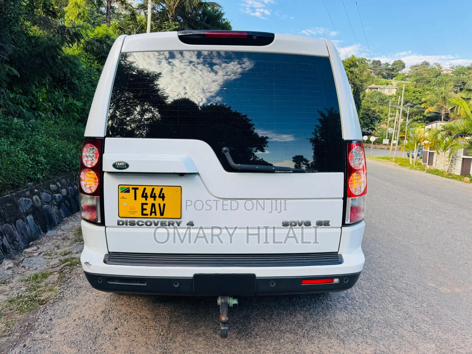 Land Rover Discovery 2014 White