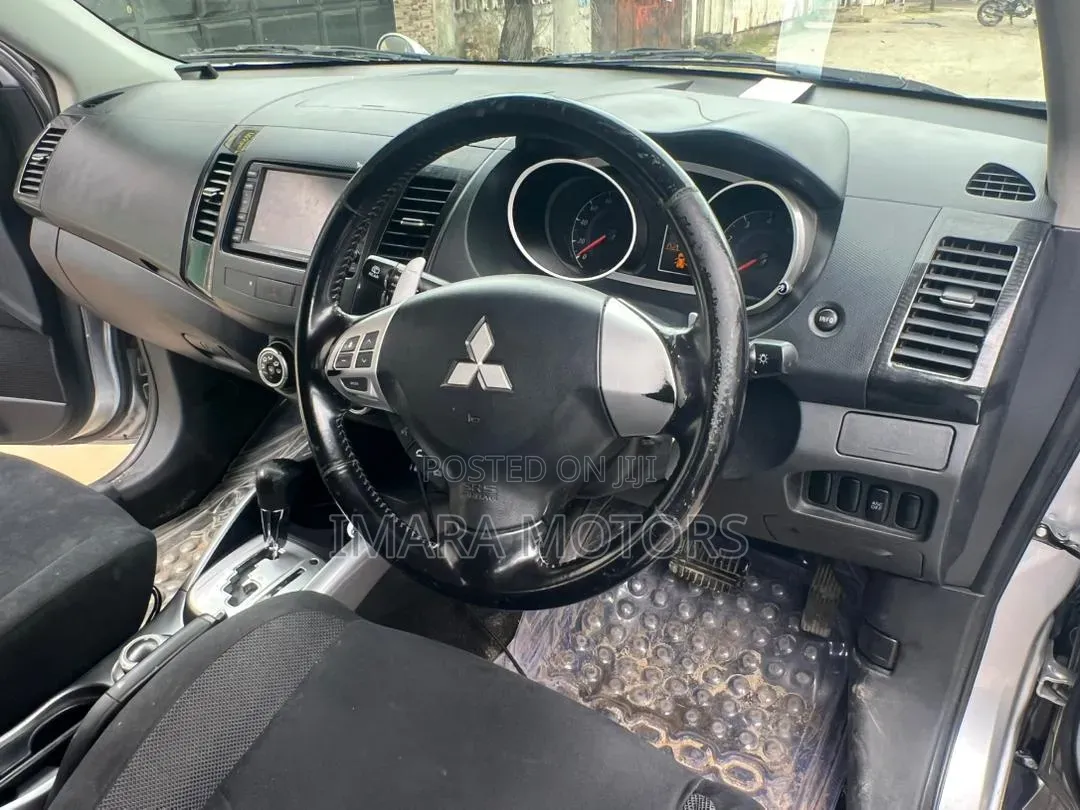 Mitsubishi Outlander 2007 Silver