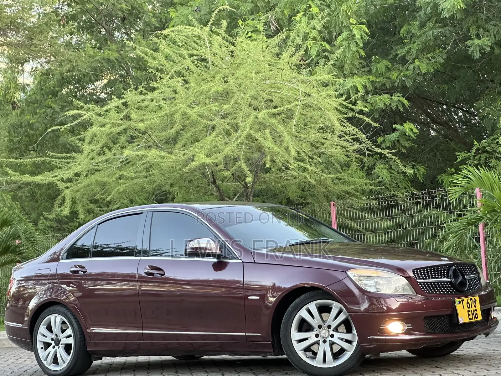 Mercedes-Benz C-Class 2008 Maroon