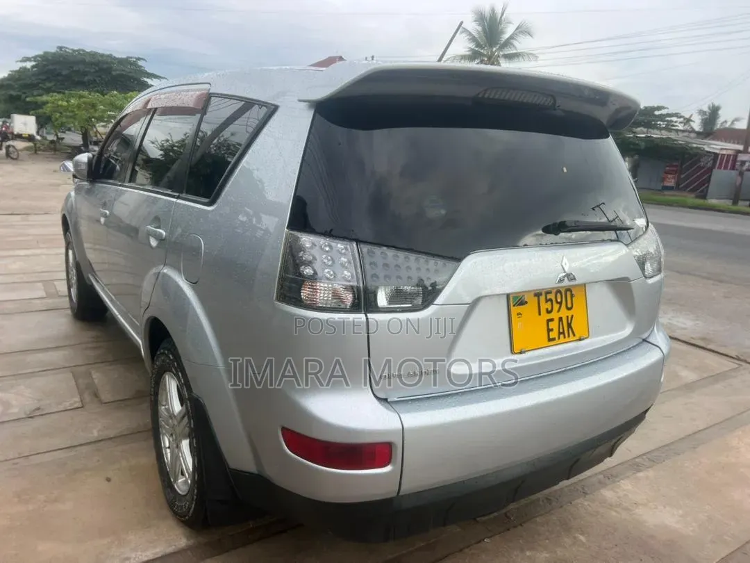 Mitsubishi Outlander 2007 Silver