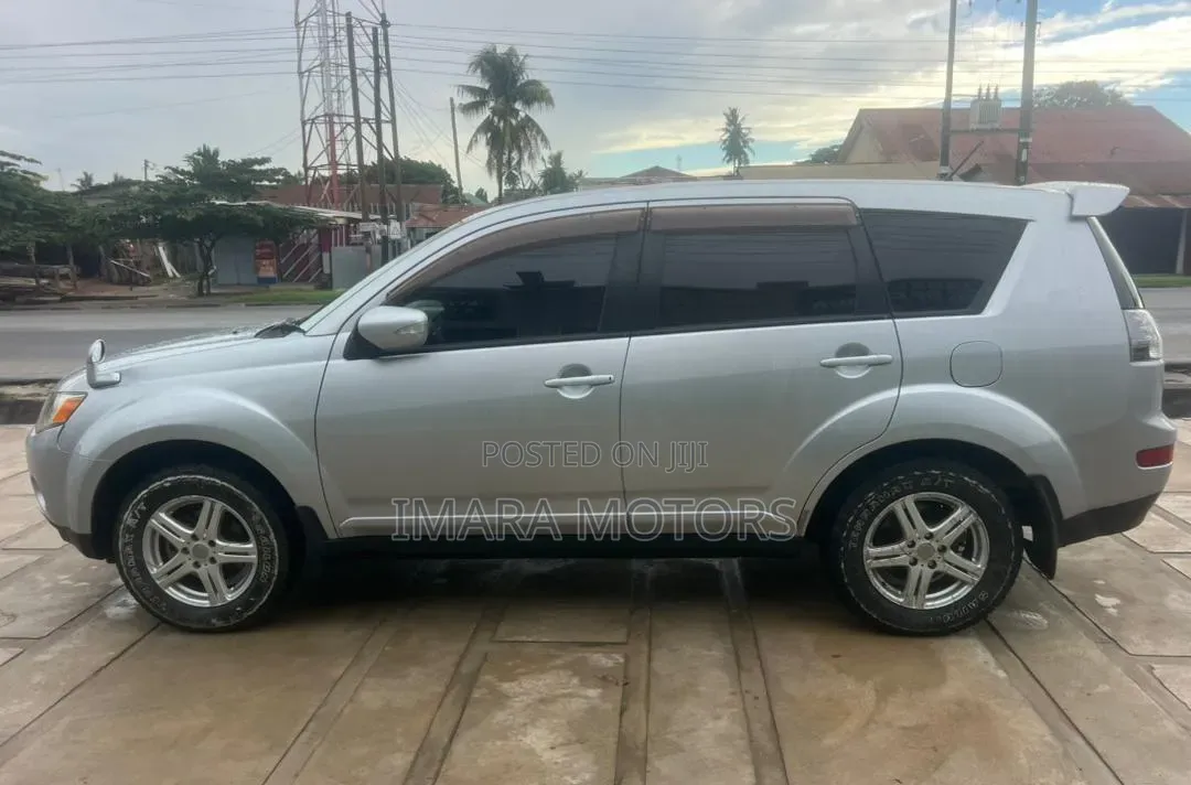 Mitsubishi Outlander 2007 Silver