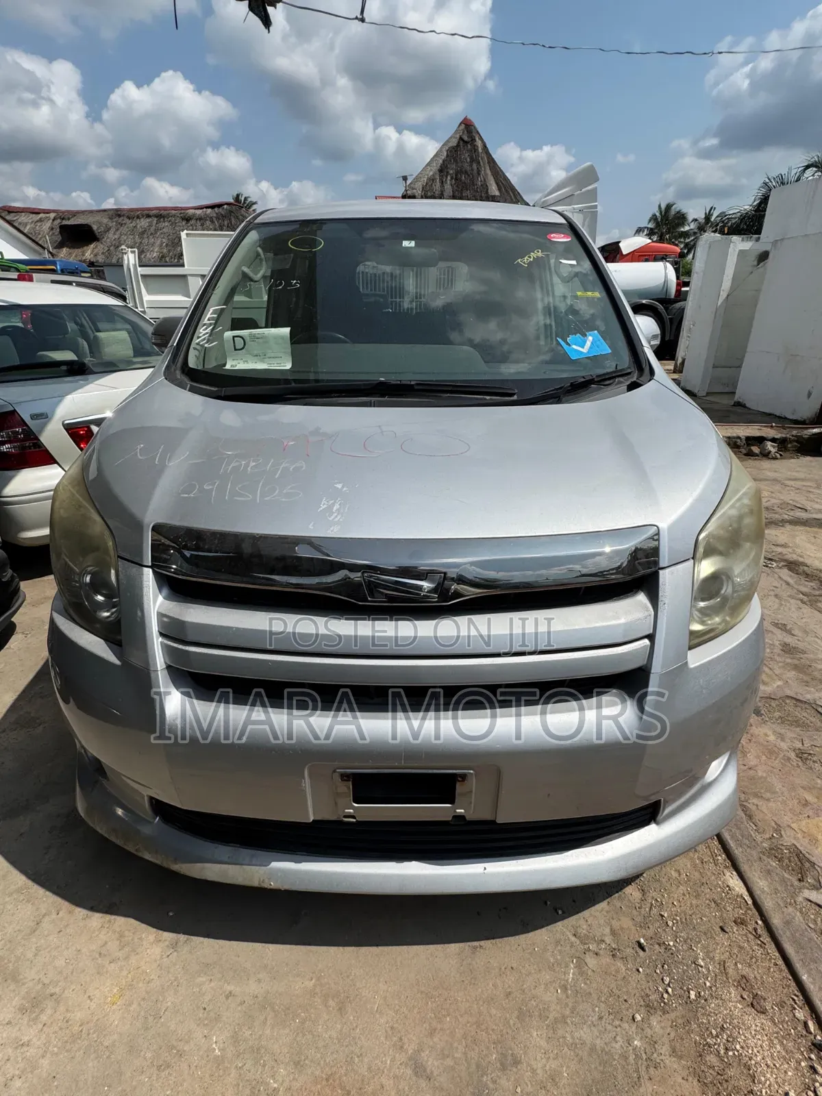 Toyota Noah 2008 Silver