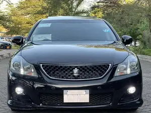 Toyota Crown 2010 Black