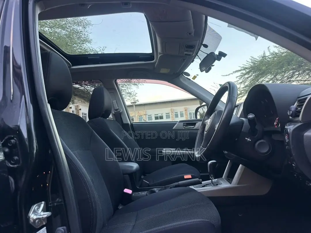 Subaru Forester 2010 Black