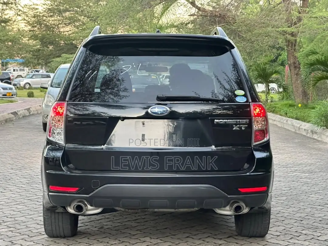 Subaru Forester 2010 Black