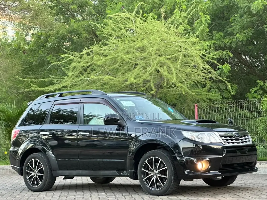 Subaru Forester 2010 Black