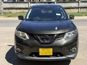 Nissan X-Trail 2014 Green