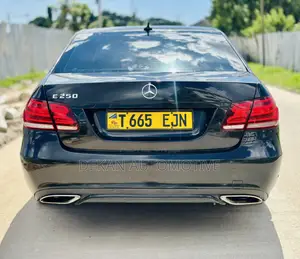 Mercedes-Benz E250 SV Premium 2014 Black