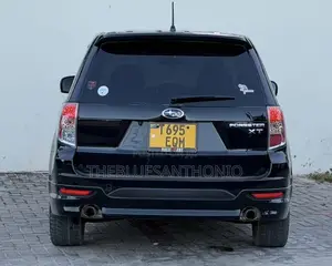 Subaru Forester 2010 Black