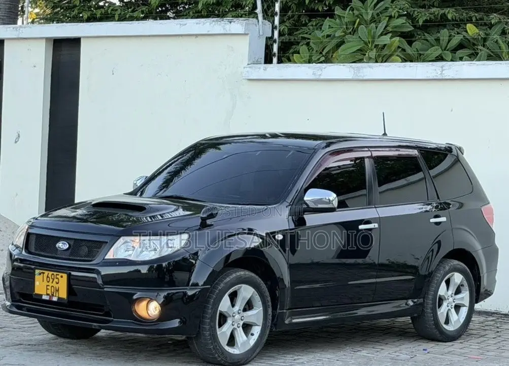 Subaru Forester 2010 Black